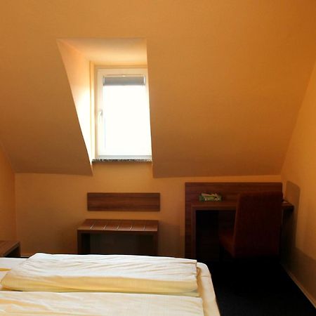 Hotel Zur Lindenau Rüdesheim am Rhein Camera foto